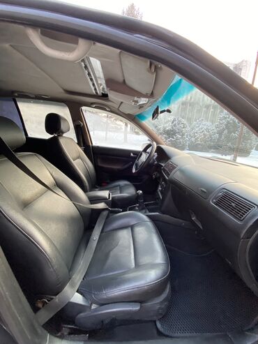 Volkswagen: Volkswagen Golf: 1998 г., 1.8 л, Механика, Бензин, Хэтчбэк — 7