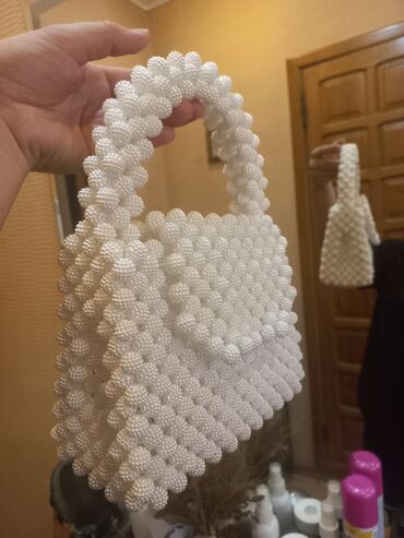 белая сумка: Подарок на 14 февраля ваша девушка будет восторге в наличии только