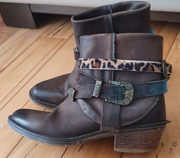 zenske cizme za zimu: Ankle boots, Antonella Rossi, 38.5