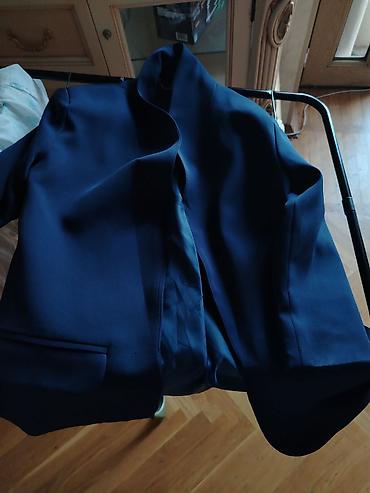 Tünd göy rəngli qadın jaket. Rəsmi ofis geyimi, S Xs ölçülü xanımlar
