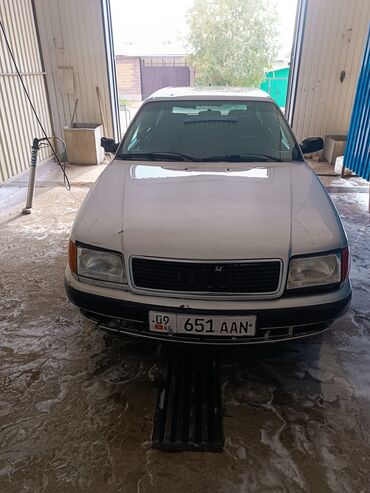 меняю дом на авто: Автомобиль Audi 100 Avant универсал, выполненный в серебристом цвете