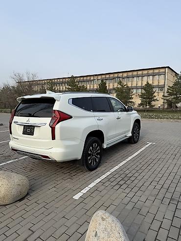 Унаа: Mitsubishi Montero Sport: 2023 г., 3 л, Автомат, Бензин, Жол тандабас — 5