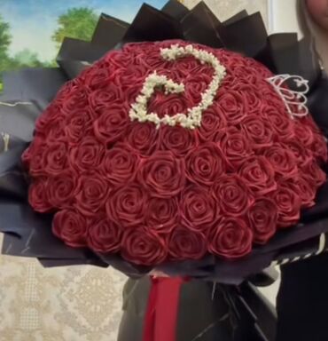 Süni güllər: Sifarisle hazirlanir — 17