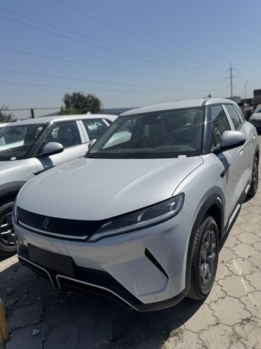 рассрочка машна: BYD : 2025 г., 2 л, Автоматические, Электромобиль, Хэтчбэк