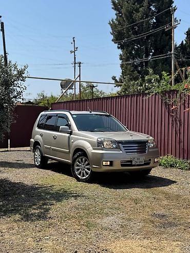 nisanlar: Nissan X-Trail: 0.2 l | 2004 il Universal — 5