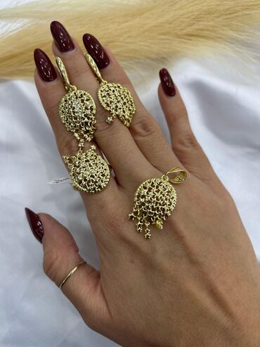 Bijuteriya dəstləri: Qızılı rəngdə zərgərlik dəstləri - Dörd yarpaq yonca dizaynlı dəst — 12