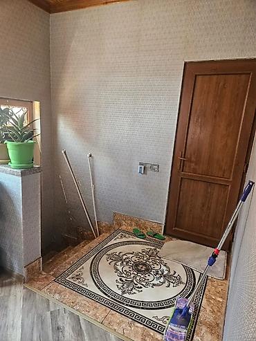 bag evlerinde: Qaraçuxur qəs. 4 otaqlı, 100 kv. m, Kredit yoxdur, Orta təmir — 5