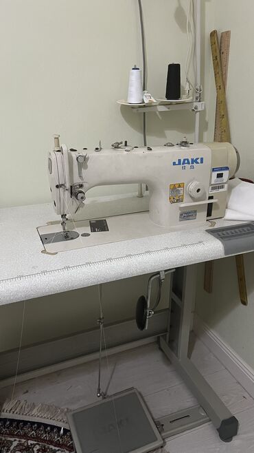 швейный маш: Швейная машина Jack, Электромеханическая, Автомат