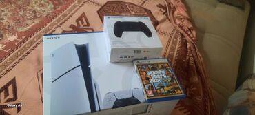 PS5 (Sony PlayStation 5): Playstation 5 slim 1TB 2 konsol 1Ədəd GTA 5 50 % oynanıb 10 gündür