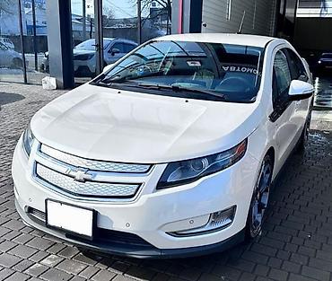 шевролет волть: Chevrolet Volt: 2013 г., 1.4 л, Вариатор, Гибрид, Хэтчбэк — 1