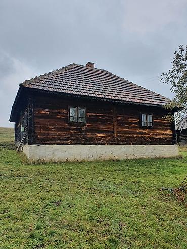 Kupujem kuću: Na prodaju plac površine 40 ari 12 km od centra Zlatibora. Na placu je — 1