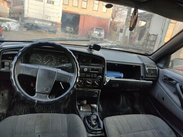 Volkswagen: Volkswagen Passat: 1989 г., 1.8 л, Механика, Газ, Универсал