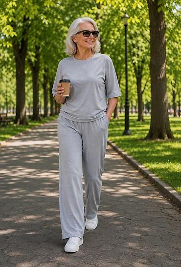 versace sorc: Ponekad je za savršen dan potrebno tako malo. ☕🌿 Omiljena kafa — 3