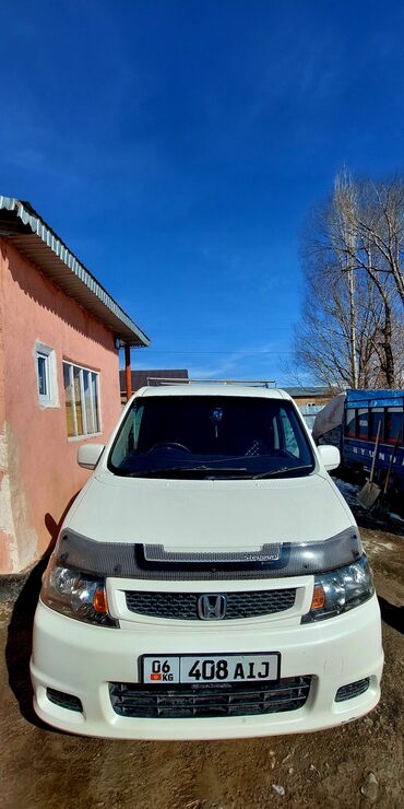 автомобиль степ: Honda Stepwgn: 2004 г., 2 л, Автомат, Газ, Минивэн