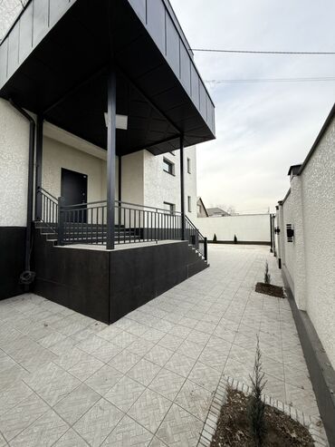 Здания: Продаю Здание, Действующий 460 м² at lalafo.kg — 2 Здания: Продаю Здание, Действующий 460 м² — 2