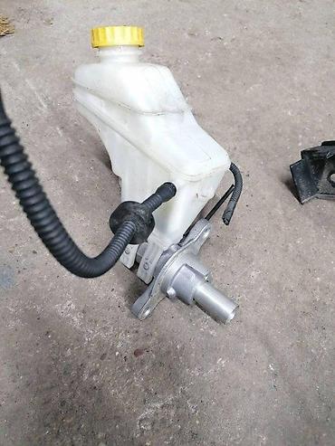 Brake System: Fiat Grande punto glavni kocioni cilindar. Fiat Grande punto glavni — 2