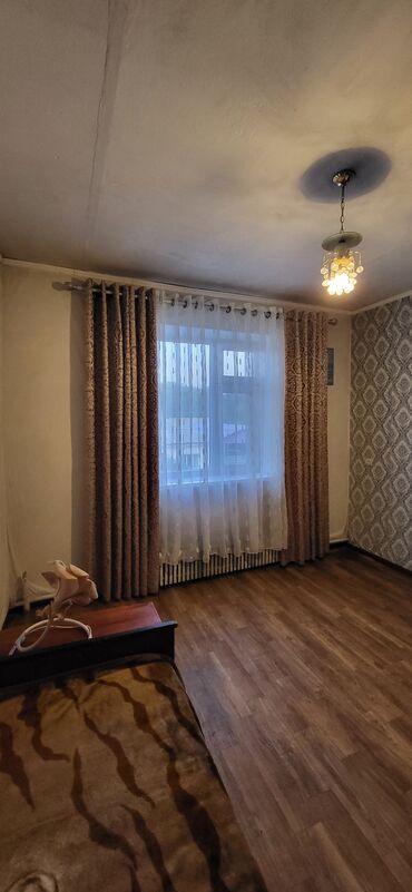 дом на иссык куле купить: 2 комнаты, 60 м², 105 серия, 2 этаж, Косметический ремонт