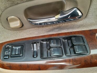 Honda: Honda Odyssey: 2000 г., 2.3 л, Автомат, Бензин, Минивэн — 9