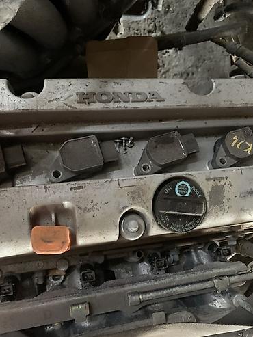 Двигатель Honda (бензиновый), рядный 4‑цилиндровый, с распределённым