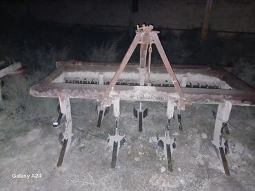 Kultivatorlar: Traktor üçün asqılı kultivator/torpaq yumşaldıcı - 3 nöqtəli asqı — 3