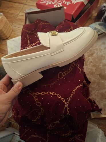 Dəstlər: Uşaq ayaqqabıları və milli papaqlar dəsti - Bənövşəyi-qızılı idman — 10