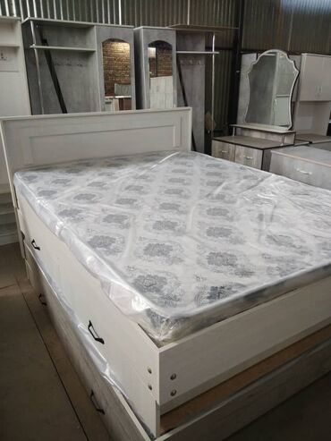 Односпальные кровати: Односпальная кровать, Новый, С матрасом, длина - 190 см — 12