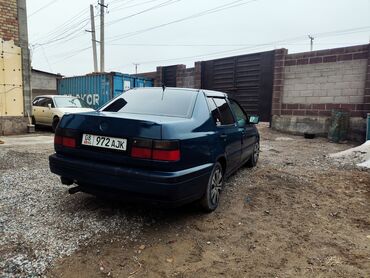 Volkswagen: Volkswagen Vento: 1996 г., 1.8 л, Механика, Бензин, Седан — 9