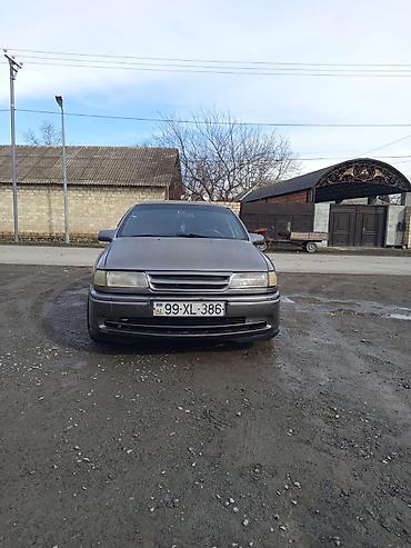 Opel: Opel Vectra: 2 l | 1990 il 350697 km Sedan — 7