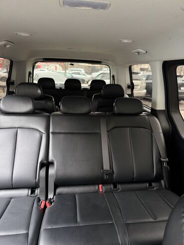 Hyundai: Hyundai Staria: 2022 г., 2.2 л, Автомат, Дизель, Минивэн — 13