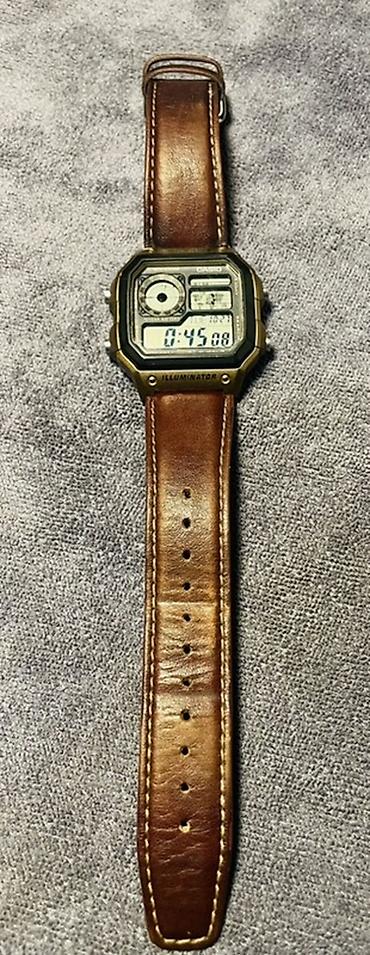 acar aləmi: Casio World Time “Illuminator” rəqəmsal qol saatı - Korpus — 2