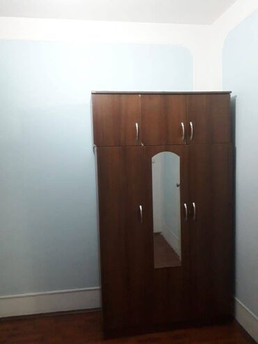 Uzunmüddətli kirayə mənzillər: Binəqədi rayonu,9 cu mikrorayonda,pajarninin yanında,2 otaqlı, orta — 11