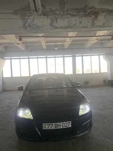 Opel: Opel Astra H hatchback - Kuzov: 5 qapılı hatchback, tünd mavi rəng - — 5