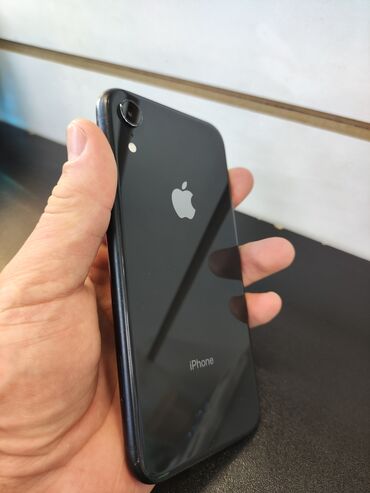 Apple iPhone: IPhone Xr, Б/у, 128 ГБ, Черный, Чехол, Кабель, Защитное стекло, 80 %