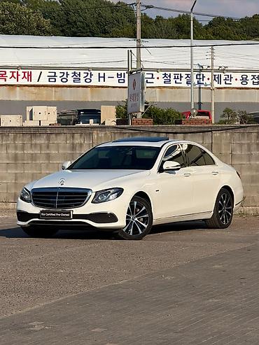 bud e9: Mercedes-Benz E-Class: 2020 г., Гибрид, Седан — 3