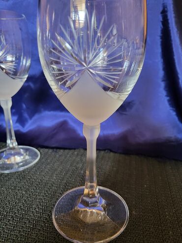 Čaše: Case bohemija 1950g+ kristal,rucna gravura,matirani deo za vino. Case — 9