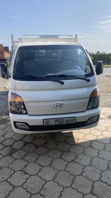 машина 180000: Hyundai Porter: 2017 г., 2.5 л, Механика, Дизель