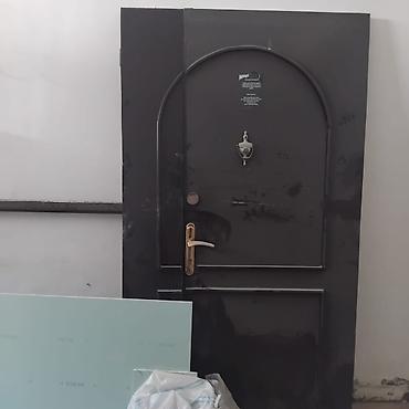 ev seyf qapilari: Metal giriş qapısı - Material: qalın polad/metal konstruksiya - Rəng — 1