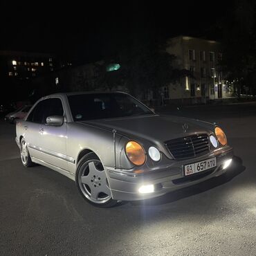 Mercedes-Benz: Mercedes-Benz E-Class: 2001 г., 3.2 л, Автомат, Бензин, Седан