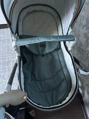 обувь on: Детская коляска-люлька Ining Baby Цвет: серо-зелёный с коричневыми — 2