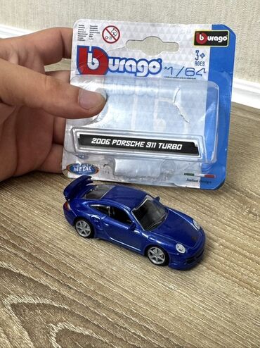 Avtomobil modelləri: Burago tərəfindən istehsal olunan 2006-cı il model Porsche 911 Turbo