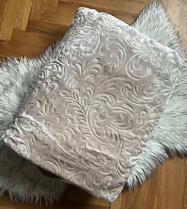 Ćebad i pokrivači: 🍂Singl i bracna ćebad🍂 🍂Dimenzije-160*220 🍂Cena-3100 — 13