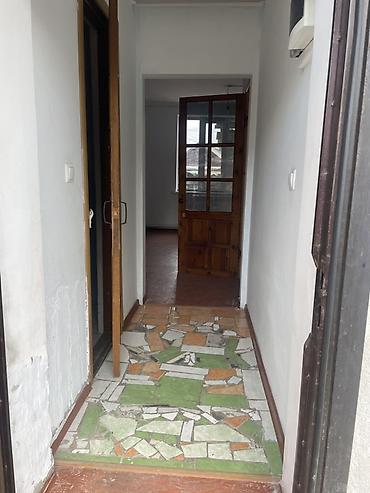1 bedroom: 1 комната, 1 м², Достук мкр 1 этаж — 9