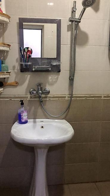 hamam dekoru: Vanna otağı üçün tam dəst: lavabo, güzgü və duş sistemi - Pedestal — 1