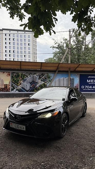 black: Toyota Camry: 2018 г., 2.5 л, Автомат, Бензин, Седан — 5