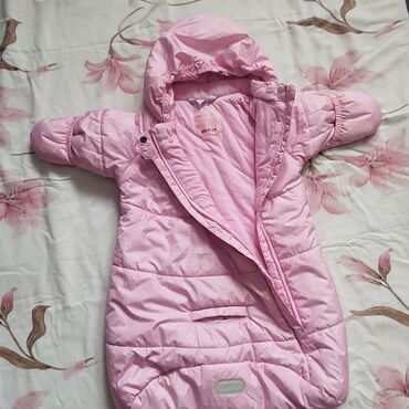 Верхняя одежда: Barkito 62cm,жаңы эле,эч кандай тактар жок