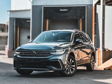 Volkswagen: Volkswagen Tiguan: 2022 г., 2 л, Автомат, Бензин, Кроссовер