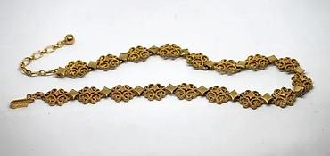 Setovi nakita: Vintage Avon nakit Goldtone Textured Scroll Work. Prodaje se prekrasan — 8