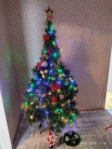 dusbere sekilleri: Yaxşı vəziyyətdədi oyuncaqları ile bir yerde 50azn satıram şekilde