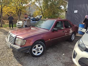 subaru wrx: Mercedes-Benz E-Class: 1990 г., 2 л, Механика, Бензин, Седан — 3