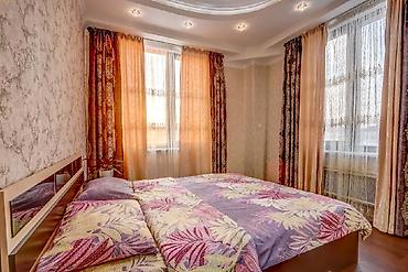 hostel osh: 2 комнаты, 7 мкр, Душевая кабина, Постельное белье, Кондиционер — 2